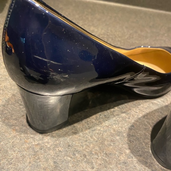 PETER KAISER PATENT LEATHER 2.5 HEEL PUMP IN BLUE / COMFORT / SIZE 5 - Picture 2 of 9